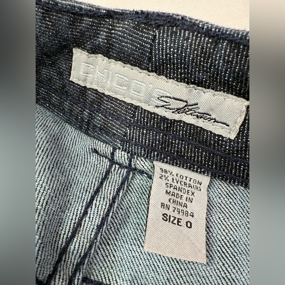 Chico’s Platinum Osmayda Denim Bermuda Shorts Size 4 - Picture 3 of 7
